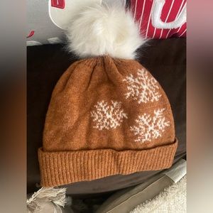 LOFT Rust Snowflake Pom Pom Beanie